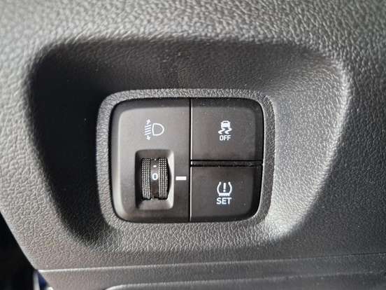 HYUNDAI-CRETA-2023