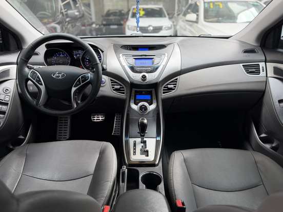 HYUNDAI-ELANTRA-1.8 GLS 16V GASOLINA 4P AUTOMÁTICO HYUNDAI-ELANTRA-2011