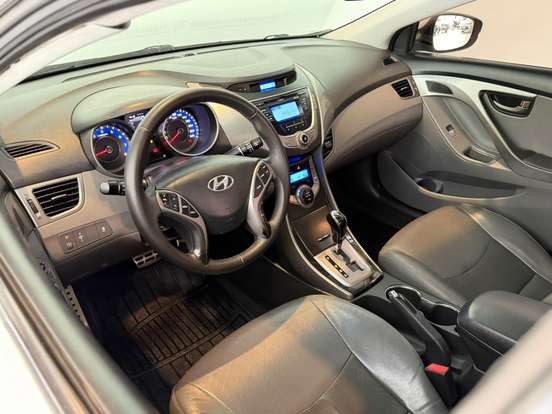 HYUNDAI-ELANTRA-1.8 GLS 16V GASOLINA 4P AUTOMÁTICO HYUNDAI-ELANTRA-2012