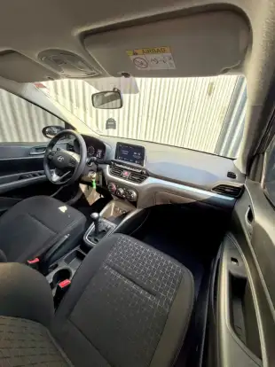 HYUNDAI-HB20-2024