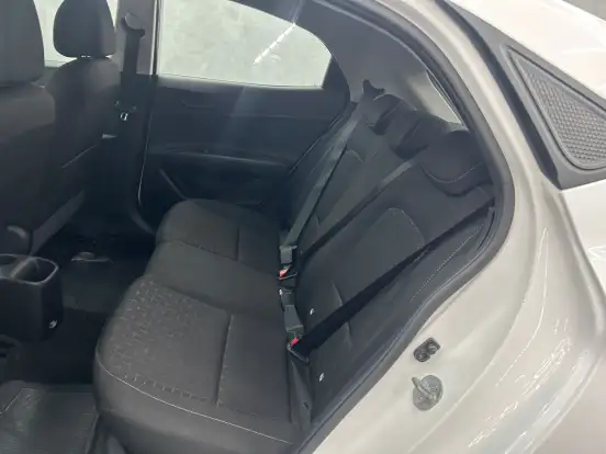 HYUNDAI-HB20-2024