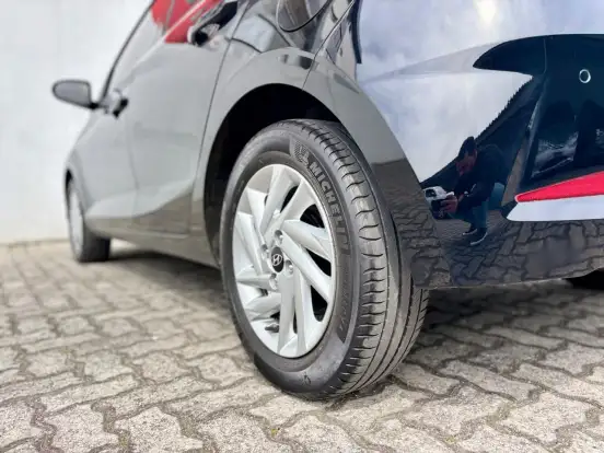 HYUNDAI-HB20-2020