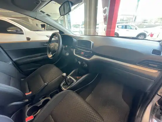 HYUNDAI-HB20-2020