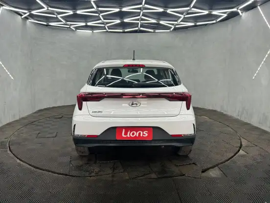 HYUNDAI-HB20-2023