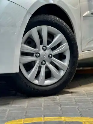 HYUNDAI-HB20-2019