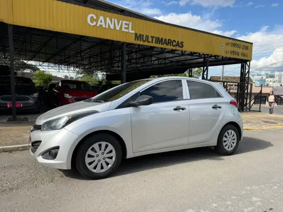HYUNDAI-HB20-1.0 COMFORT 12V FLEX 4P MANUAL HYUNDAI-HB20-2012