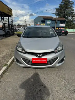 HYUNDAI-HB20-2012