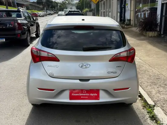 HYUNDAI-HB20-1.0 COMFORT 12V FLEX 4P MANUAL HYUNDAI-HB20-2012