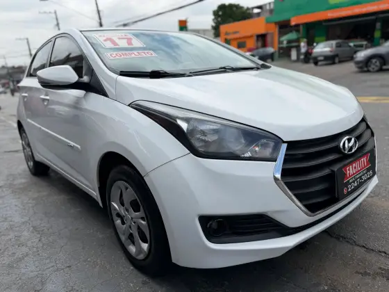 HYUNDAI HB20 1.0 COMFORT PLUS 12V FLEX 4P MANUAL