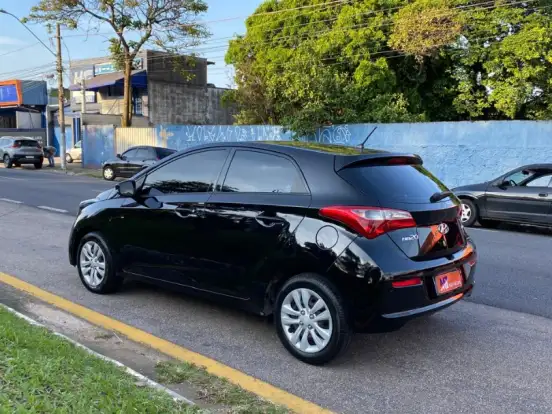 HYUNDAI-HB20-1.0 COMFORT PLUS 12V TURBO FLEX 4P MANUAL HYUNDAI-HB20-2017