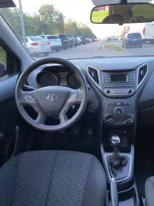 HYUNDAI-HB20-2017