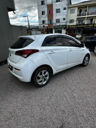 HYUNDAI-HB20-2016