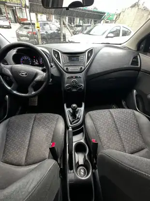 HYUNDAI-HB20-2016