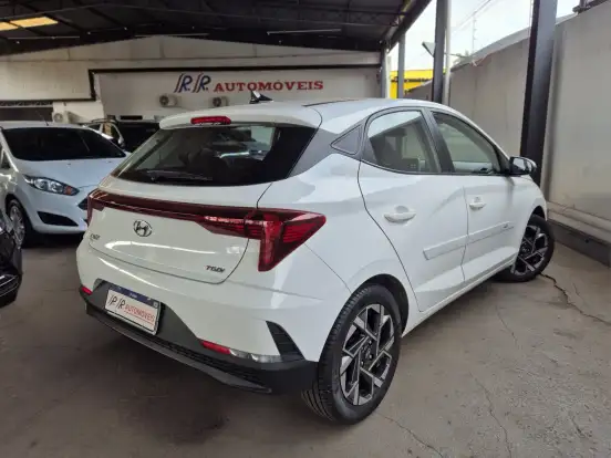 HYUNDAI-HB20-1.0 TGDI FLEX COMFORT PLUS AUTOMÁTICO HYUNDAI-HB20-2023