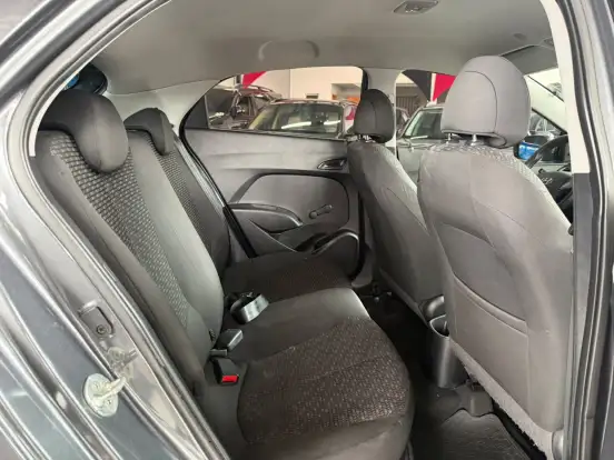 HYUNDAI-HB20-2018