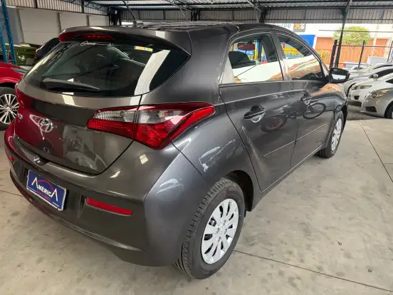 HYUNDAI-HB20-2018