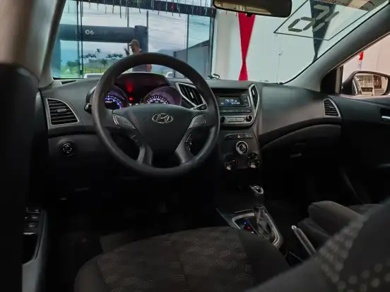 HYUNDAI-HB20-2016