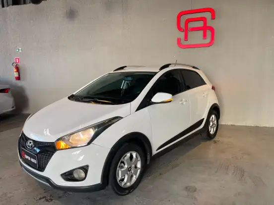 HYUNDAI-HB20-2015