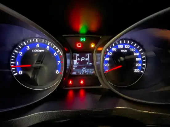 HYUNDAI-HB20-2015