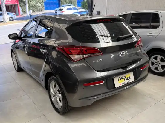 HYUNDAI-HB20-1.6 PREMIUM 16V FLEX 4P AUTOMÁTICO HYUNDAI-HB20-2016