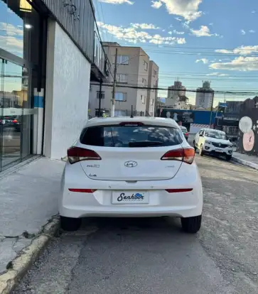 HYUNDAI-HB20-2017