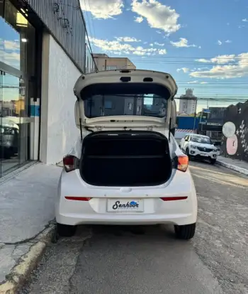 HYUNDAI-HB20-2017
