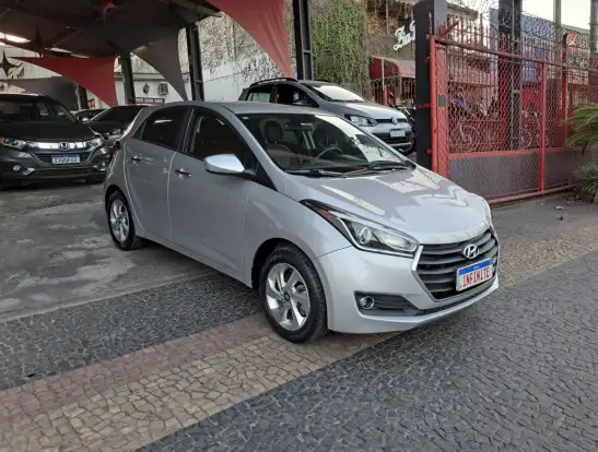 HYUNDAI-HB20-2017