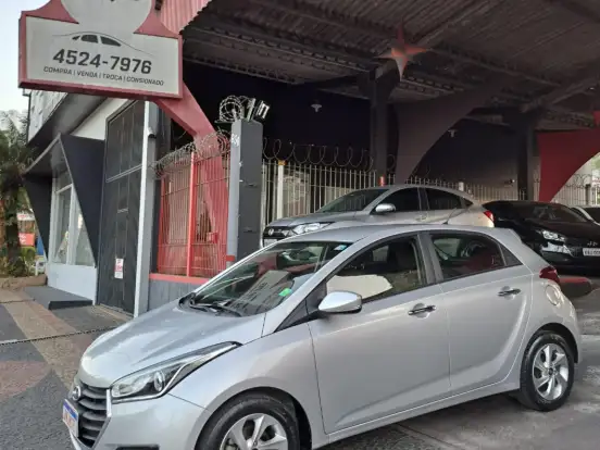 HYUNDAI-HB20-1.6 PREMIUM 16V FLEX 4P AUTOMÁTICO HYUNDAI-HB20-2017