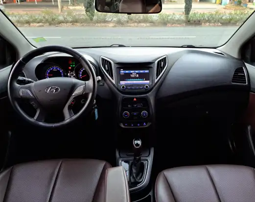 HYUNDAI-HB20-2017