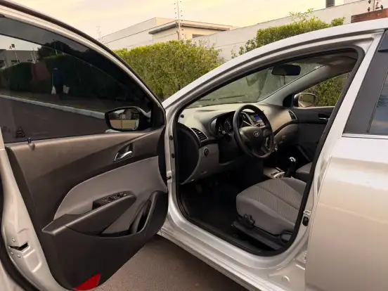 HYUNDAI-HB20-1.6 PREMIUM 16V FLEX 4P MANUAL HYUNDAI-HB20-2014