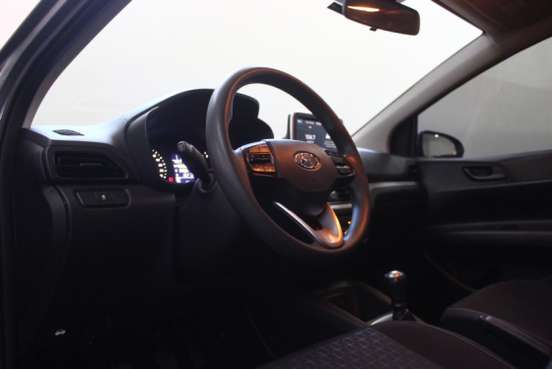 HYUNDAI-HB20-2023