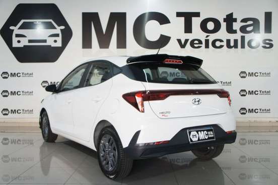 HYUNDAI-HB20-2023