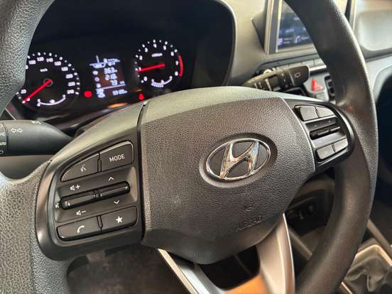 HYUNDAI-HB20-2023