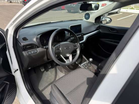 HYUNDAI-HB20-2024