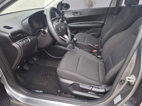 HYUNDAI-HB20-2024