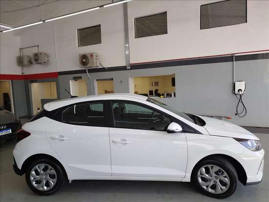 HYUNDAI-HB20-2024