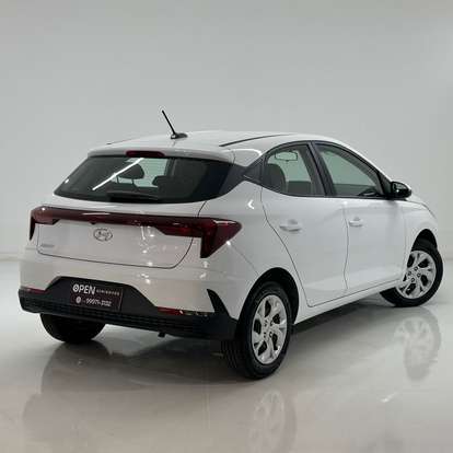 HYUNDAI-HB20-2023