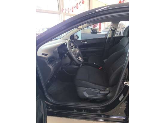 HYUNDAI-HB20-2024