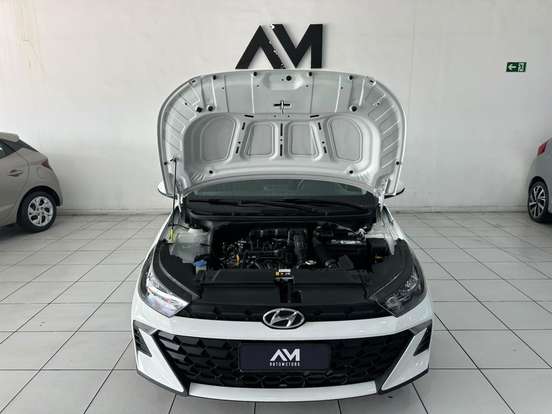 HYUNDAI-HB20-2023