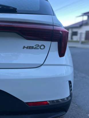 HYUNDAI-HB20-2022