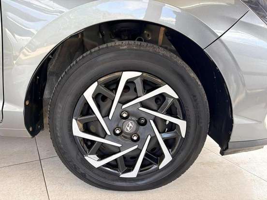 HYUNDAI-HB20-2024