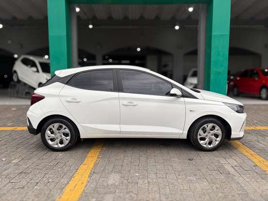 HYUNDAI-HB20-2024
