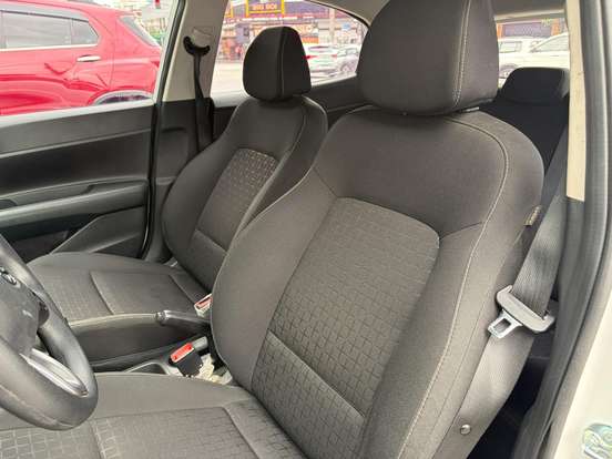 HYUNDAI-HB20-2024