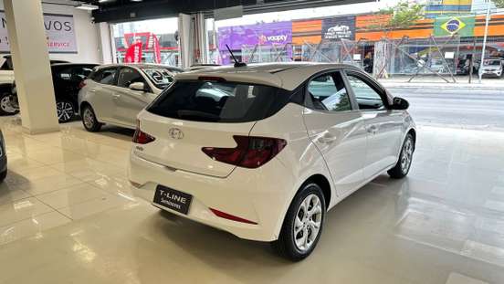 HYUNDAI-HB20-2022