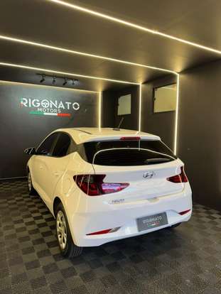 HYUNDAI-HB20-2022