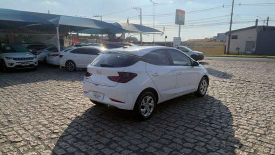 HYUNDAI-HB20-2022
