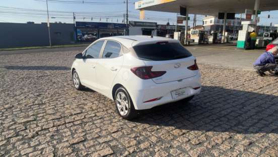 HYUNDAI-HB20-2022