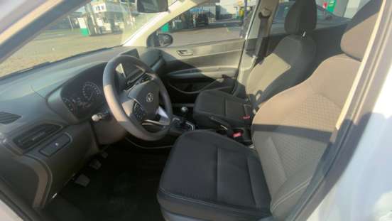 HYUNDAI-HB20-2022