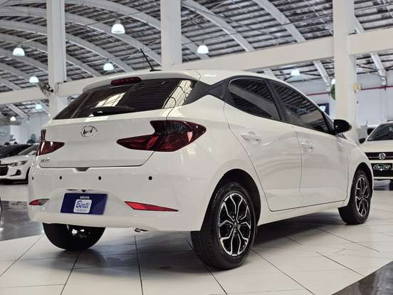HYUNDAI-HB20-2022