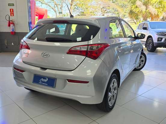 HYUNDAI-HB20-1.0 COMFORT 12V FLEX 4P MANUAL HYUNDAI-HB20-2017